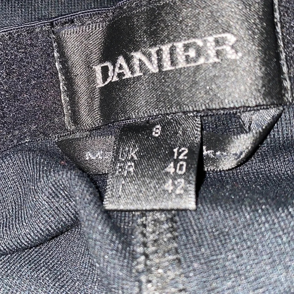 Danier Leather  black moto Pants Sz 10 - Picture 5 of 10